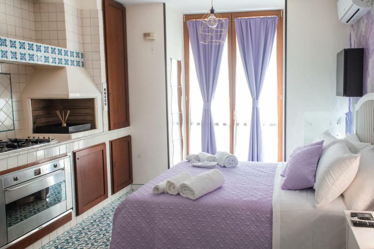 Bed Boutique Napoli Colors Hotel Стая снимка